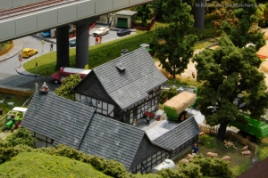 HF02-St0904-JL